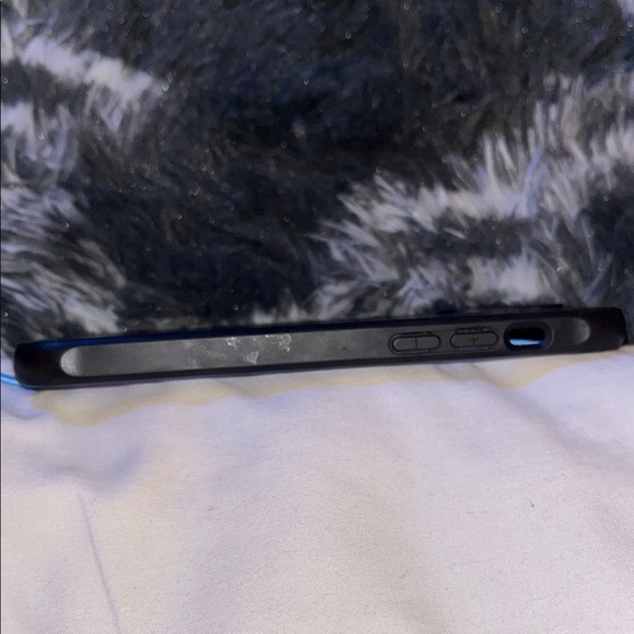 Floral Black Phone Case - Picture 3 of 6